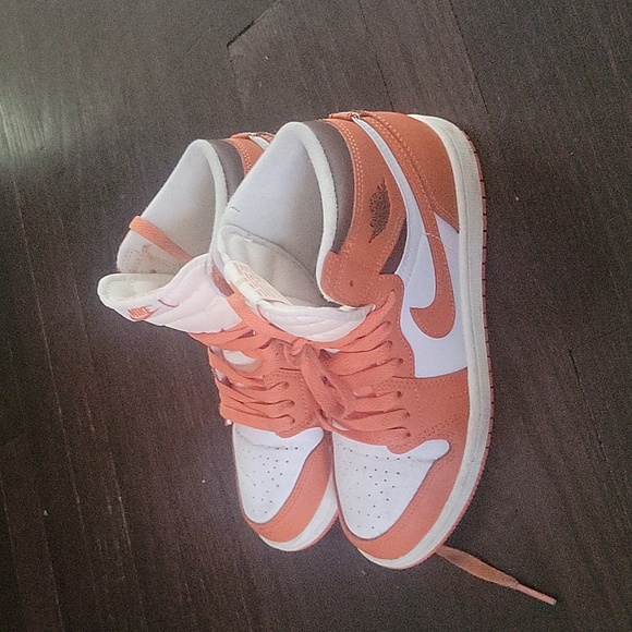 Jordan Retro 1 - Picture 3 of 7